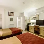 Econo Lodge Inn & Suites Lake Harmony - Pocono Mountains Area